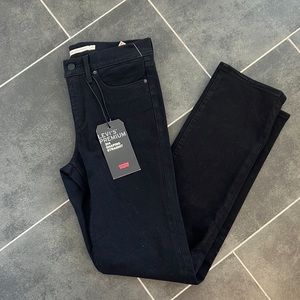 Levi’s Black Jeans